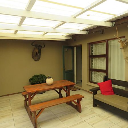 Avo Tree Guesthouse Paarl Exterior foto